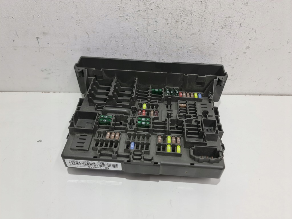 фото №1, Коробка предохранителей bmw оригинальный номер 9119446