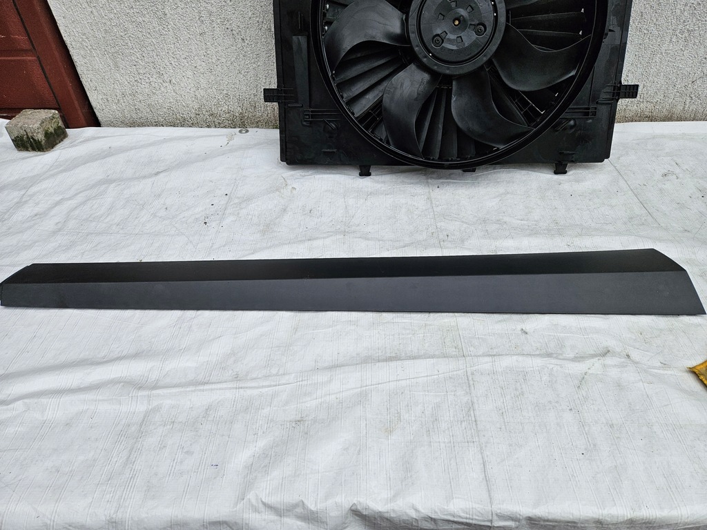 фото №1, Mazda cx-3 молдинг дверь передняя правая d10e-51ra1