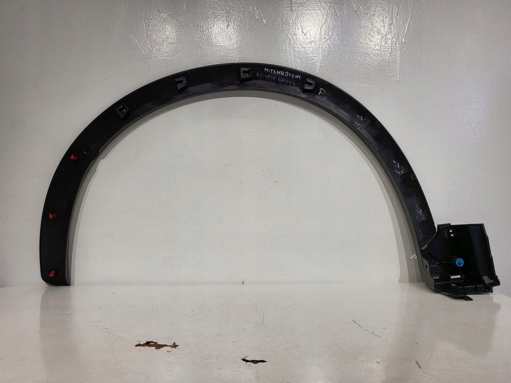 фото №10, Mitsubishi eclipse cross накладка na крила права перед 7400a740