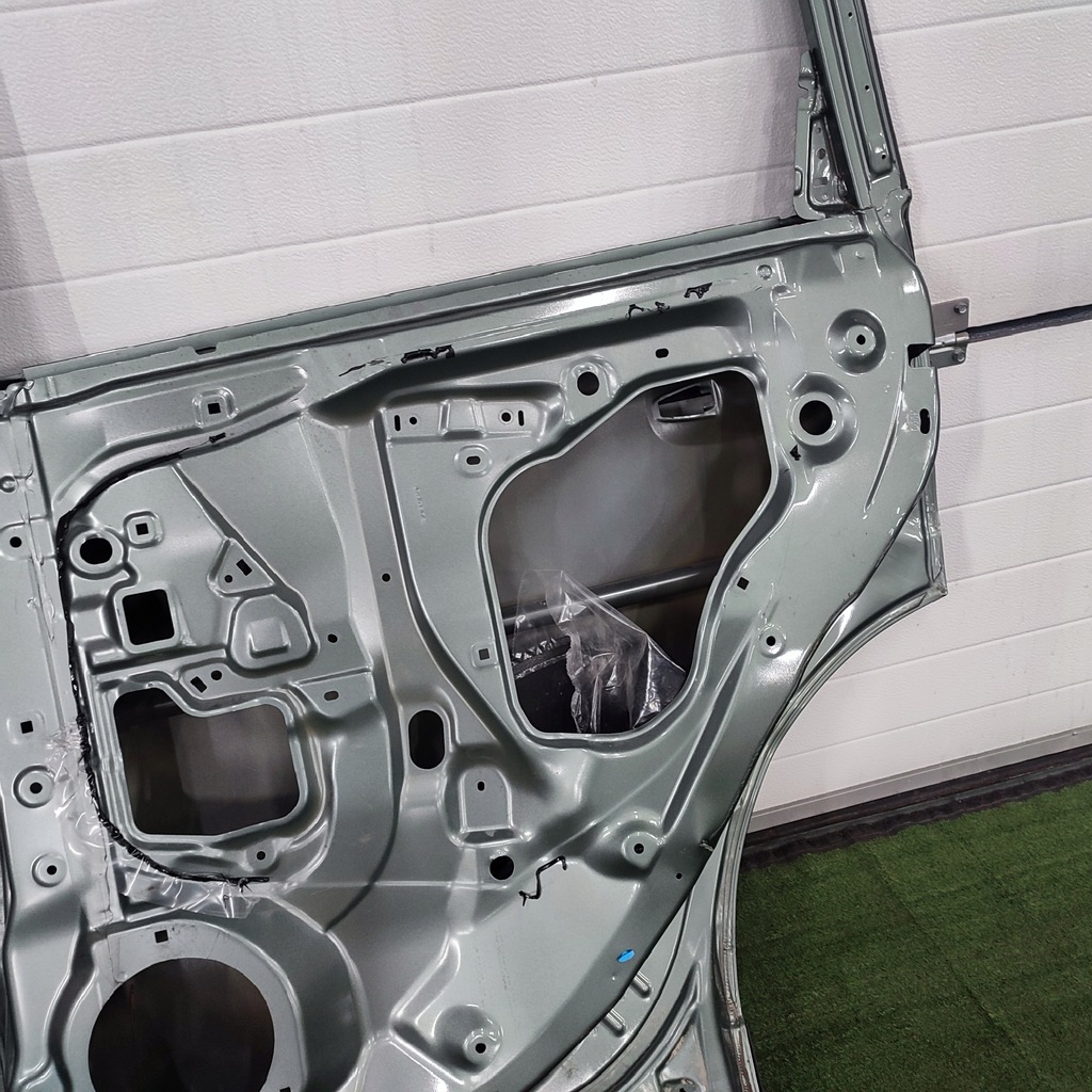 фото №12, Дверь правый задняя subaru forester iv