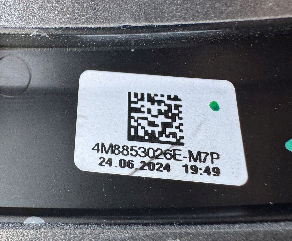 фото №5, Молдинг накладка крила правий перед audi q8 rsq8 4m8853026e