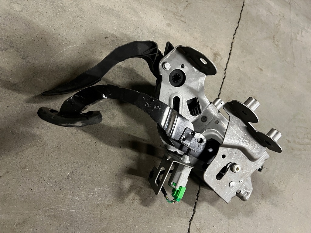 фото №5, Педали gaz тормоз механическая коробка передач renault scenic iv