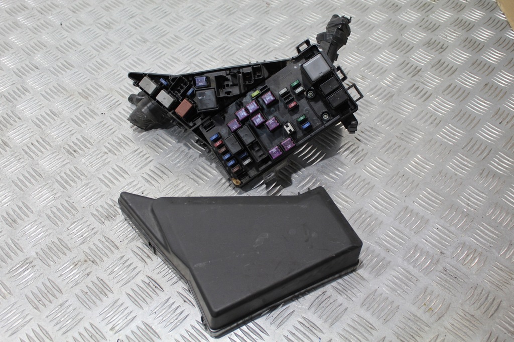 фото №1, Коробка запобіжників subaru forester iii 3