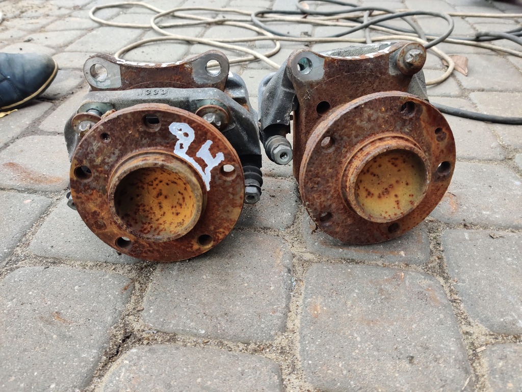 фото №5, Jumpy scudo expert ii 07- скоба тормозные левая правое задняя задние