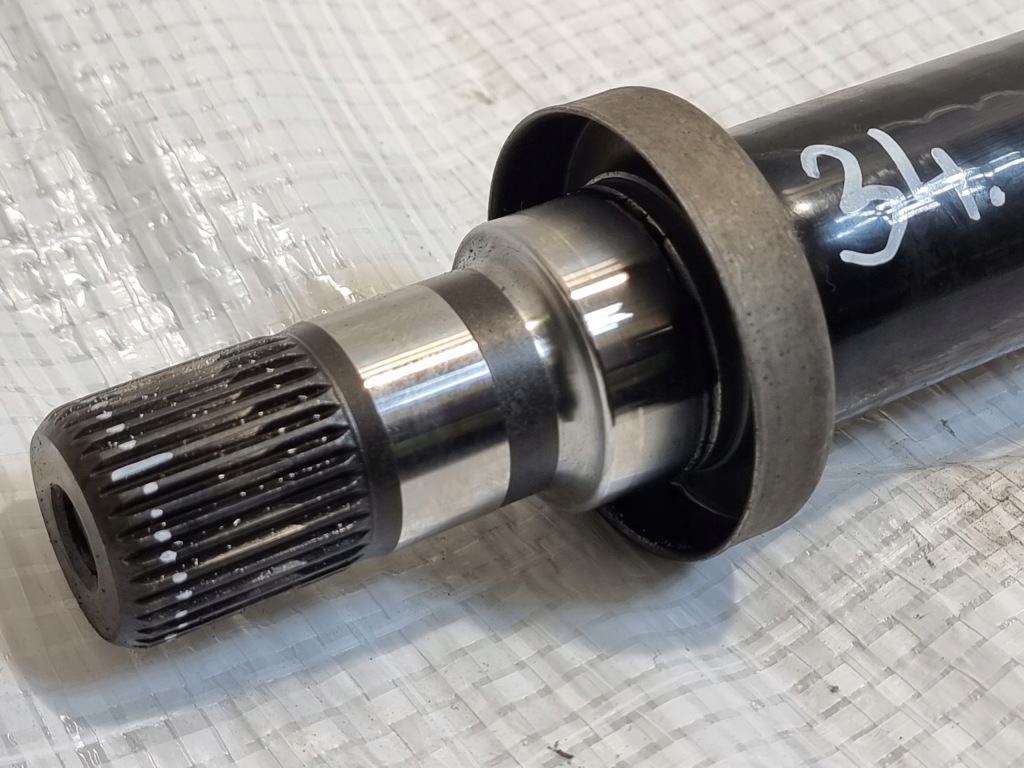 Opel mokka a 1.7 cdti приводной вал правый  длинная 95090835 Доставка