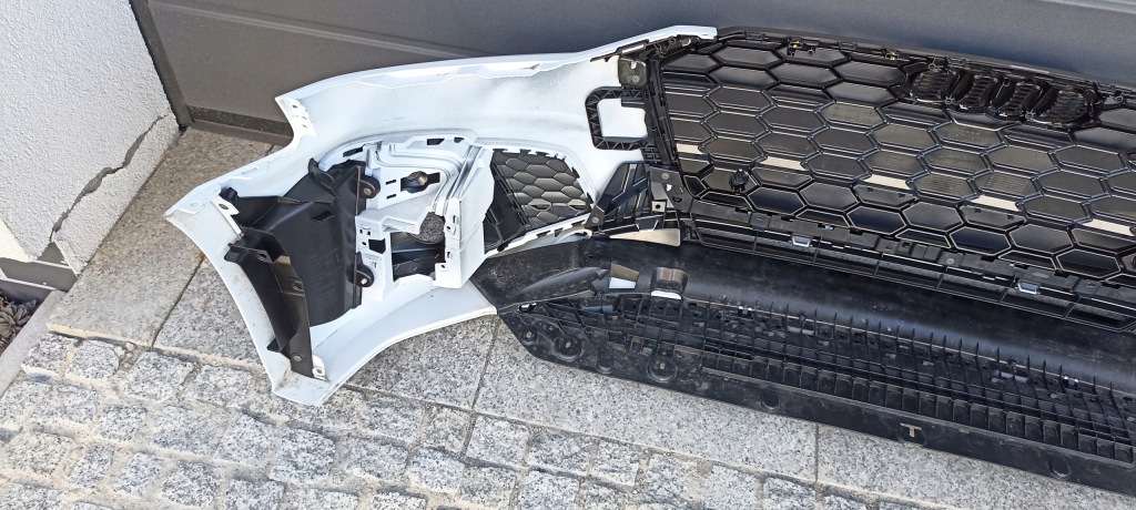 Бампер перед передній audi a5 8w 8w6 рестайлінг  s-line Оригінал