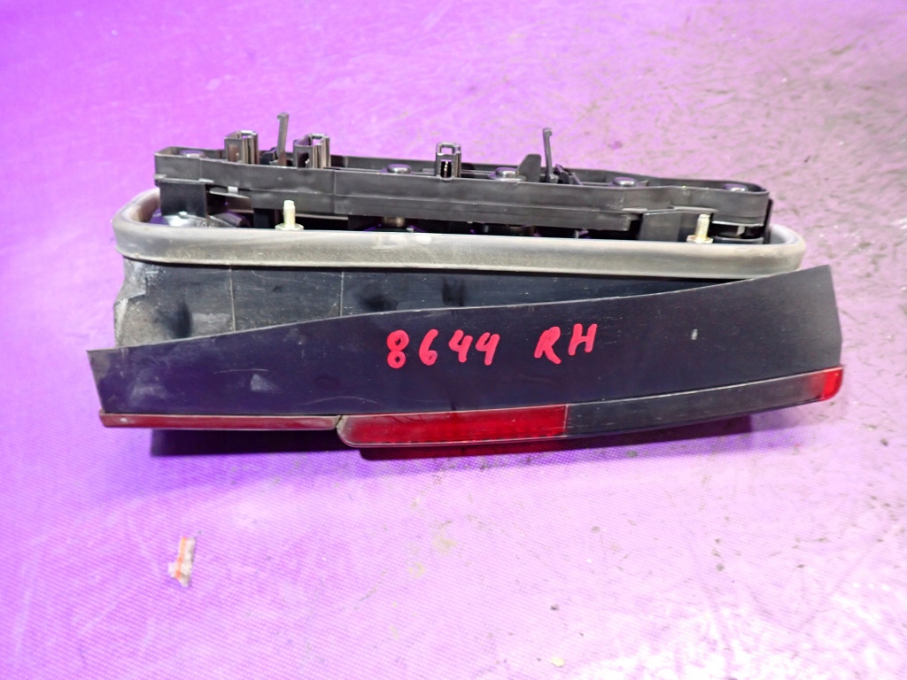 фото №6, Seat cordoba i 6k kombi 99-03 lift лампа задняя правая 6k0945112b