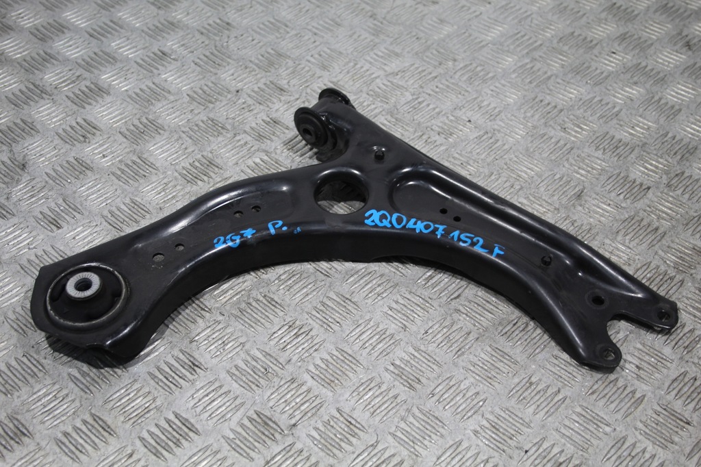 фото №1, Рычаг правый перед vw taigo 2g7 2q0407152f