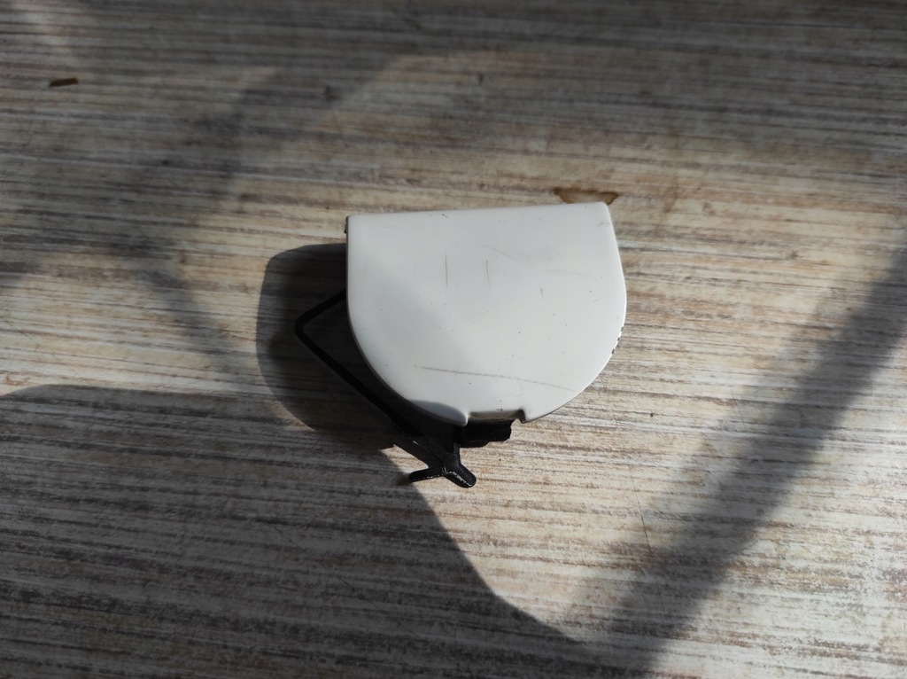 фото №1, Заглушка бампера фаркоп задняя 735425628 fiat 500