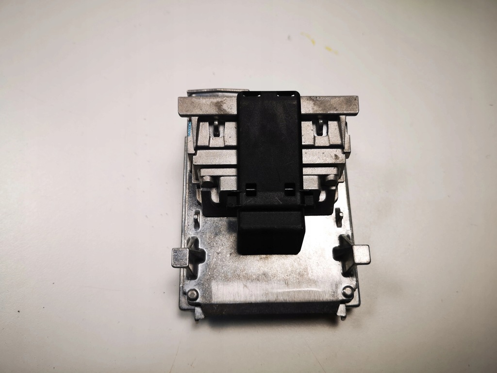 фото №1, Renault captur ii камера асистент перед 284623677r