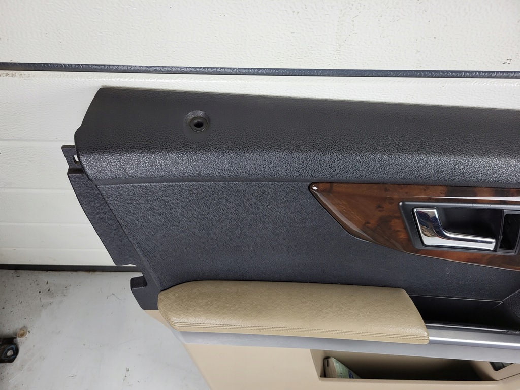 фото №8, Mercedes glk x204 10r обивка обшивка дверь левый перед europa