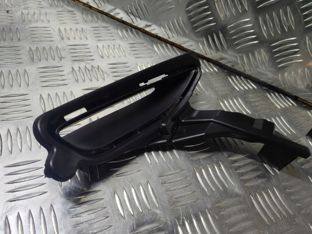 фото №3, Lexus rc 350 rc200 заглушка бампера решётка решётка радиатора