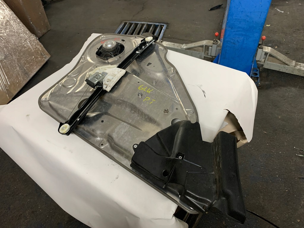 фото №4, Mercedes glk x204 підйомник скло правий задня