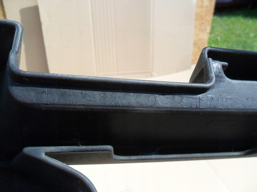 фото №16, Suzuki ignis 2001- решітка бампера