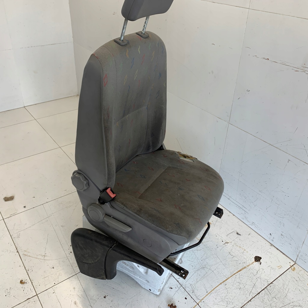 фото №16, Сиденье левая перед сиденье водителя + основание сиденье vw crafter i 2e 08r