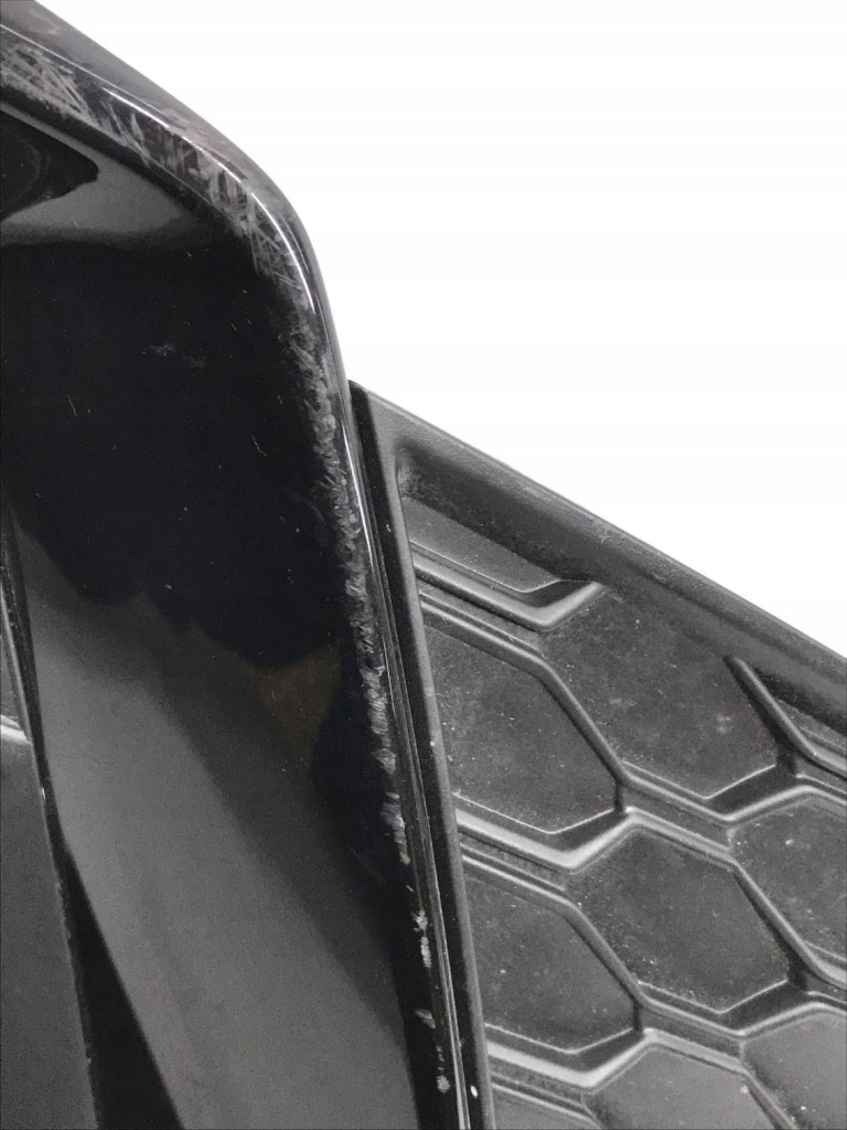 Audi a5 2 8w6 s-line рестайлинг  решётка бампера перед правая  19-24 8w6807682t Недорого