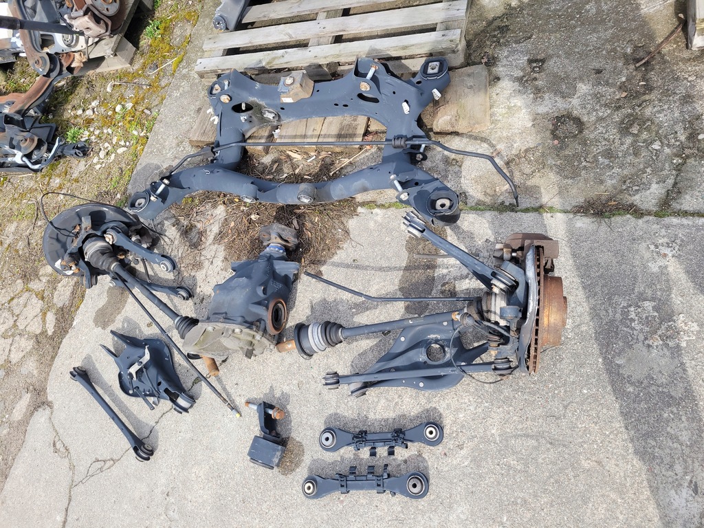 фото №1, Oś балка задняя bmw 3 f30