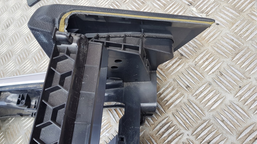 фото №12, Mercedes w212 туннель средний подлокотник europa