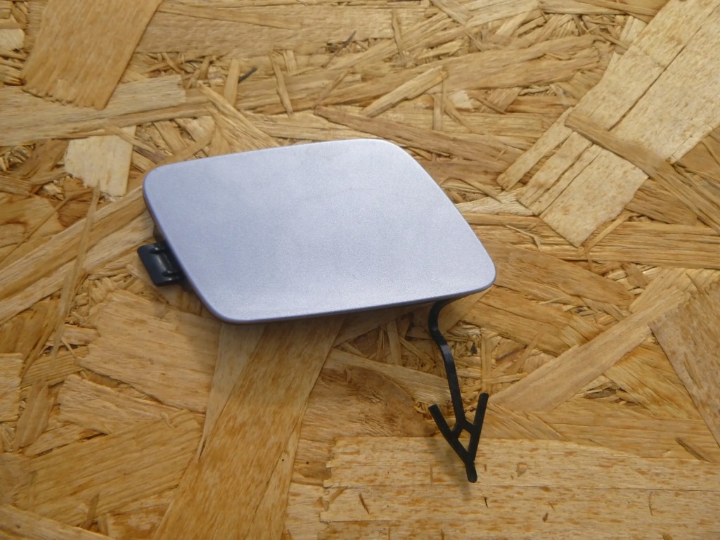 фото №1, Audi a6 c8 s-line заглушка фаркоп hak бампер перед 4k0807241a