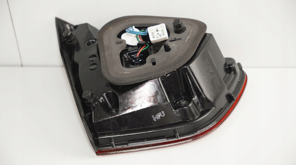 фото №7, Лампа правый задняя задняя kia rio iii 11-14r^