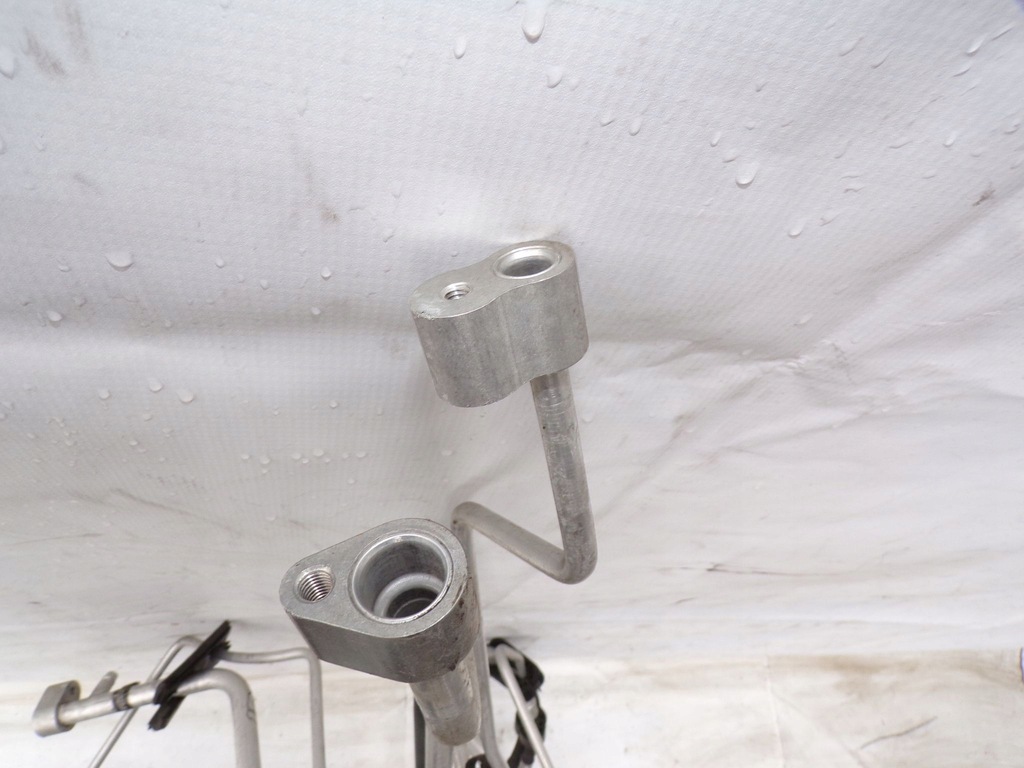 фото №9, Шланг кондиционера a2518301515 mercedes w251