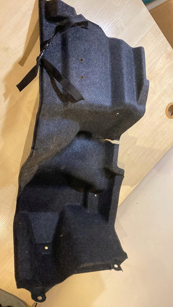 фото №1, Mazda rx8 rx-8 обшивка багажника f15168860