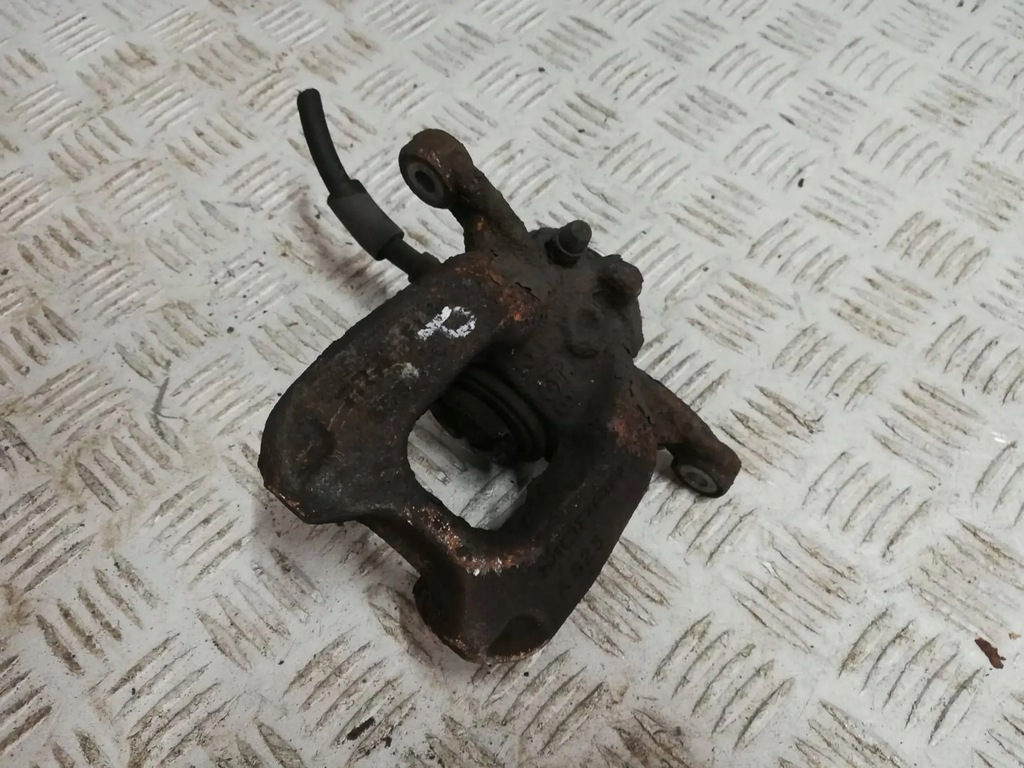 фото №1, Jeep renegade суппорт тормозной правый задняя