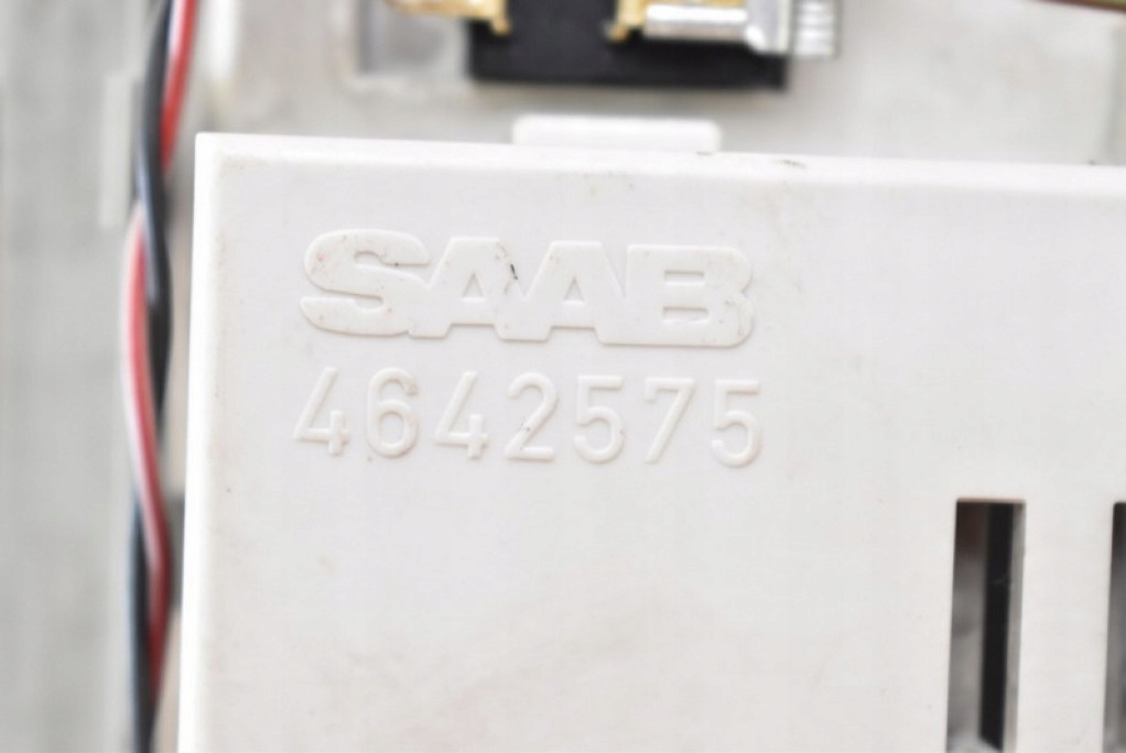 фото №8, Лампа освещение салона задняя 4642575 saab 9-3 93 2 ii kombi lift 02-11