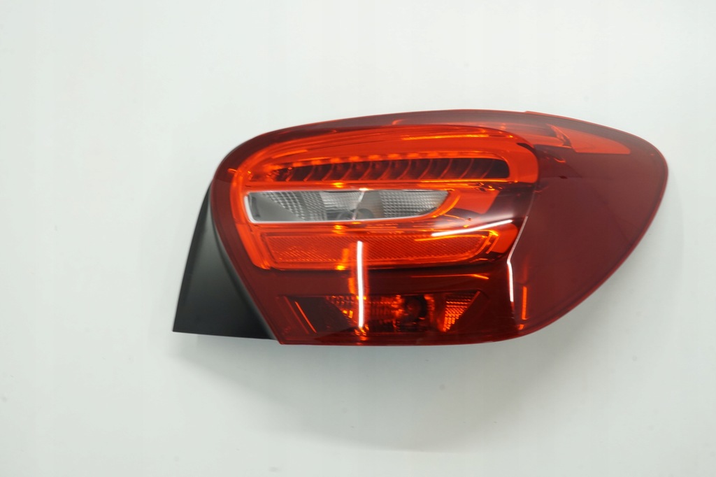 фото №1, Mercedes w176 lift 15r лампа правый задняя a1769064900