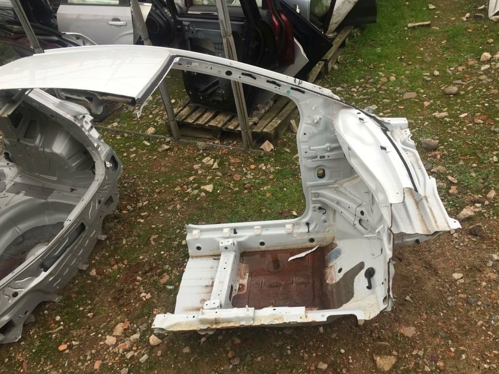 фото №3, Suzuki sx4 s-cross 2015 четверть перед левая