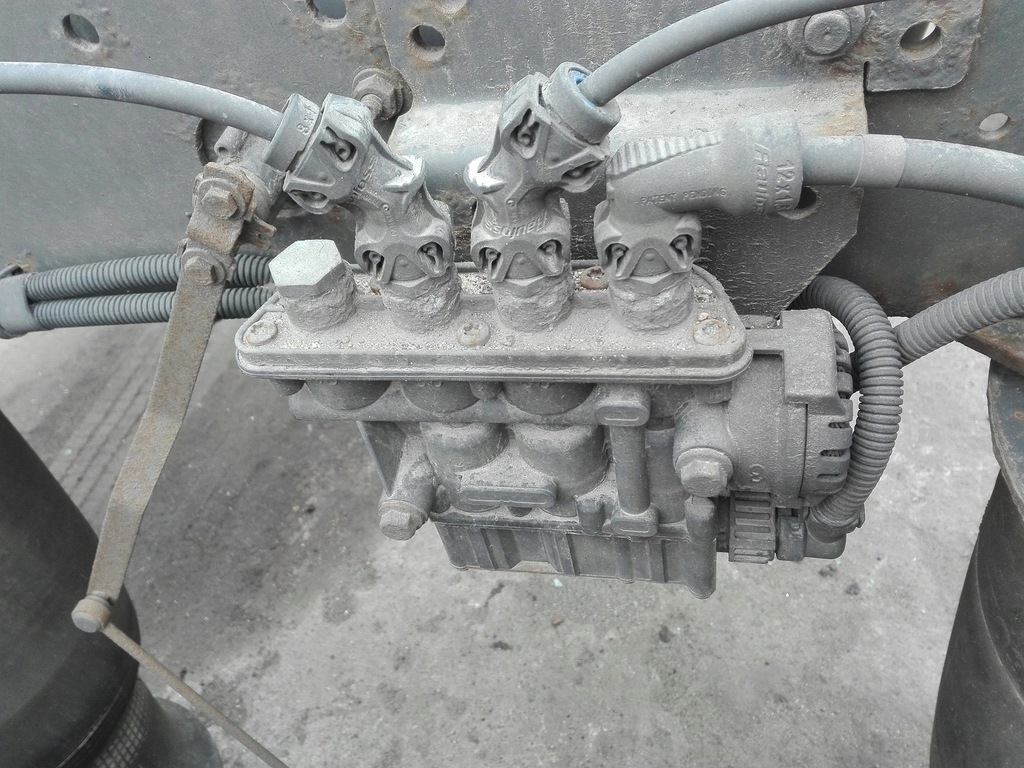 фото №1, Клапан подушок ecas renault midlum dxi 220