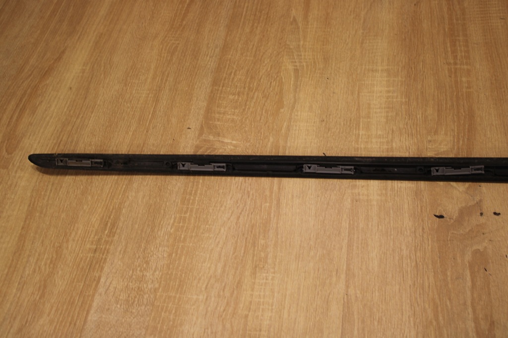 фото №5, Накладка молдинг скло лобове ліва peugeot 5008