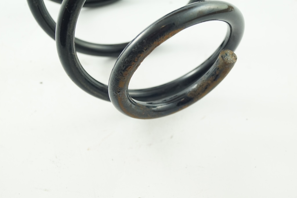 фото №7, Пружина подвеска левая lub правая перед audi a3 8l lift