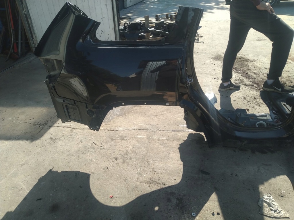 фото №1, Grand cherokee wk2 11-20r крила правий задня