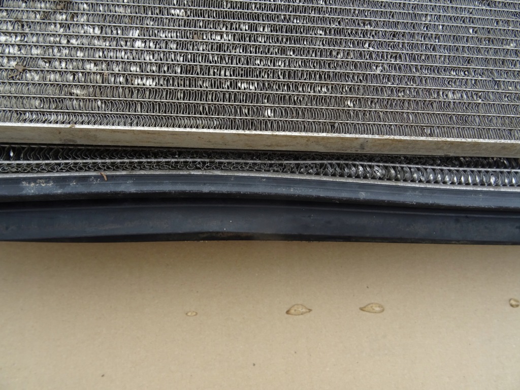 Vw радіатор води кондиціонер 5q0121251gr 5q0121251hq в Україні