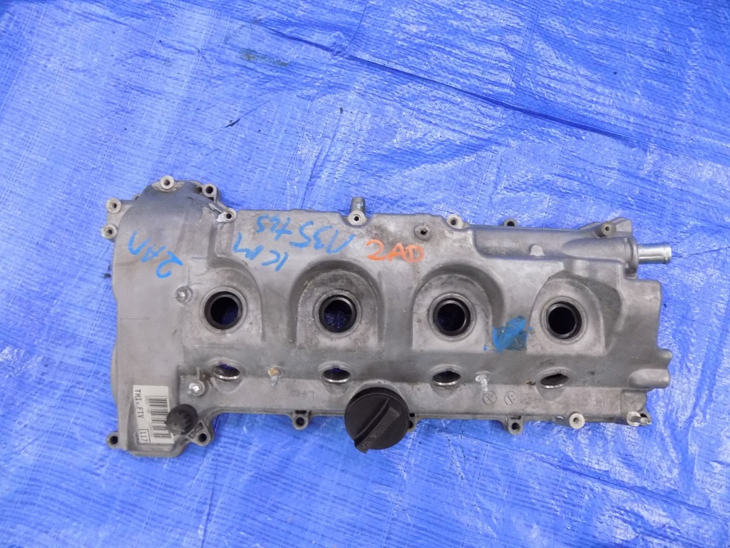 фото №1, Крышка клапанов toyota 2,2 d4d 2ad