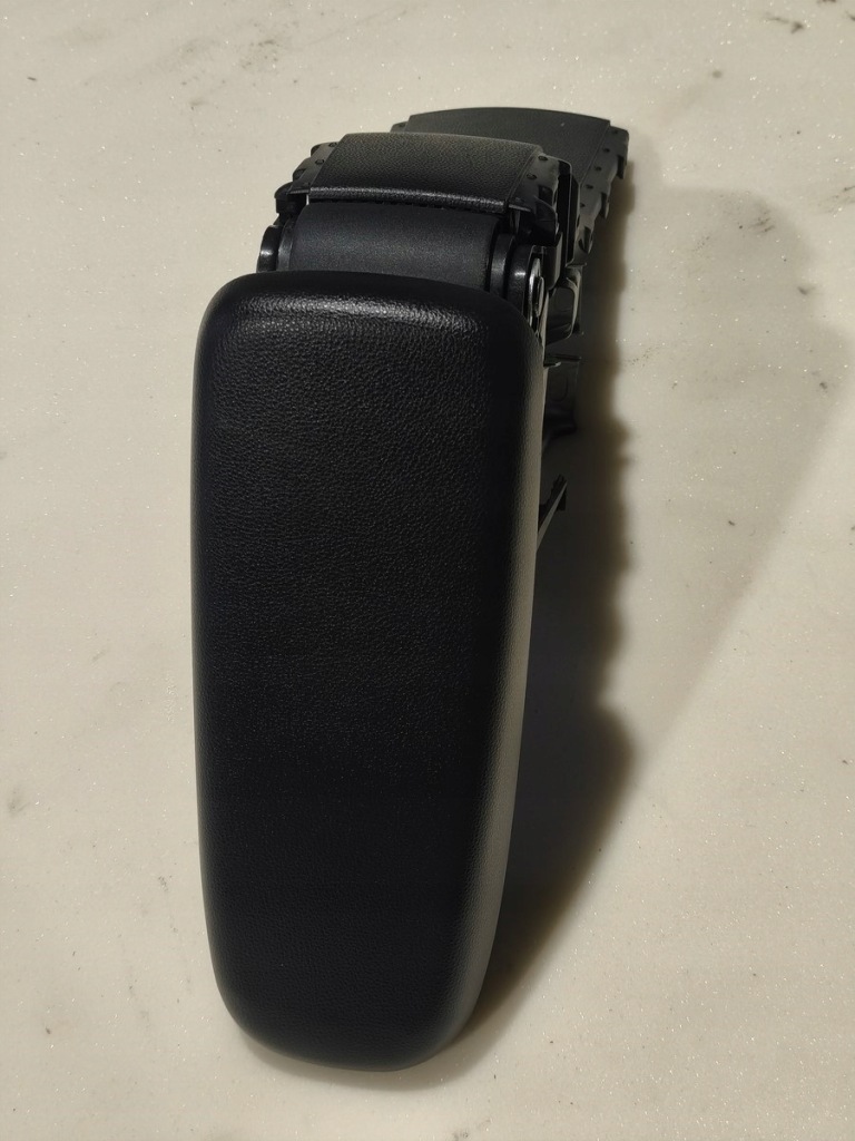 фото №1, Toyota yaris cross підлокітник 58901-k0020