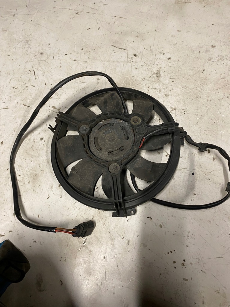 фото №1, Вентилятор радиатор passat b5 audi a6 c5