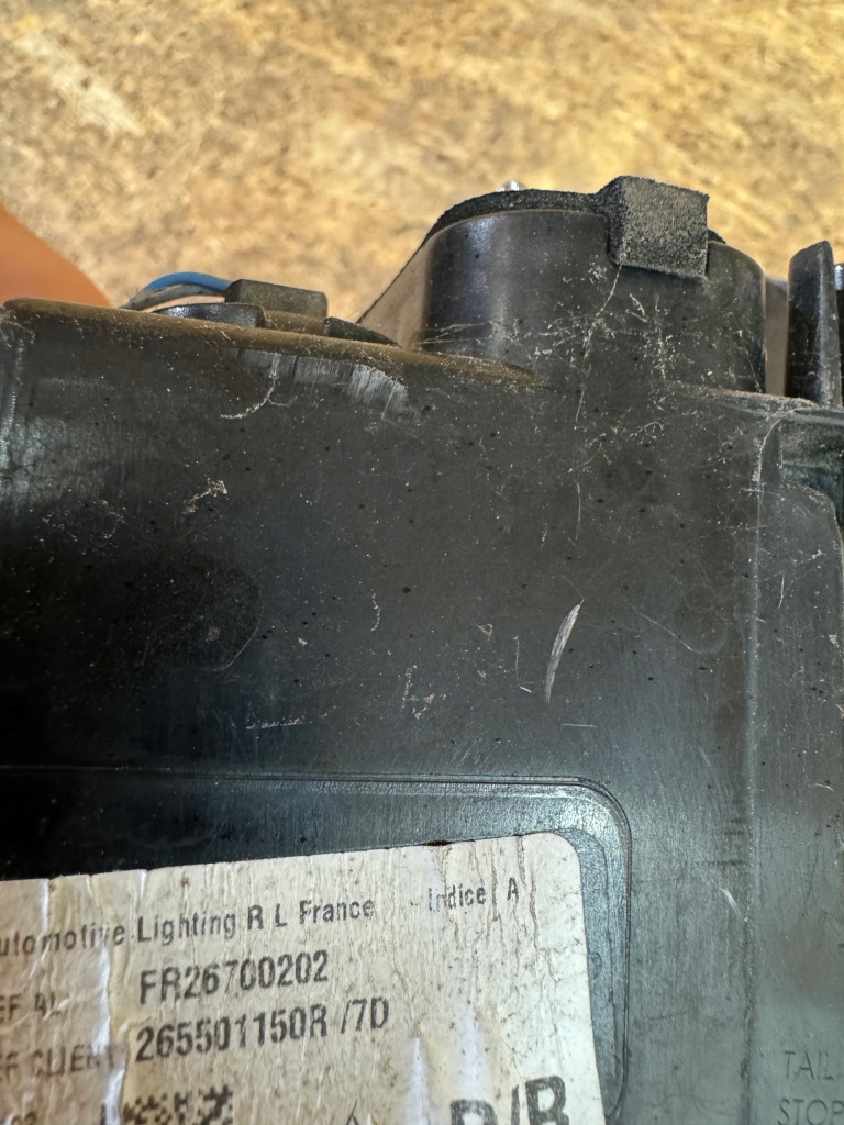 Фара правый задний  задняя renault megane iv универсал led 265501150r Оригинал