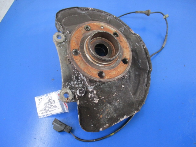 фото №1, Volvo s80 2.0turbo 180km поворотный кулак левая ступица abs