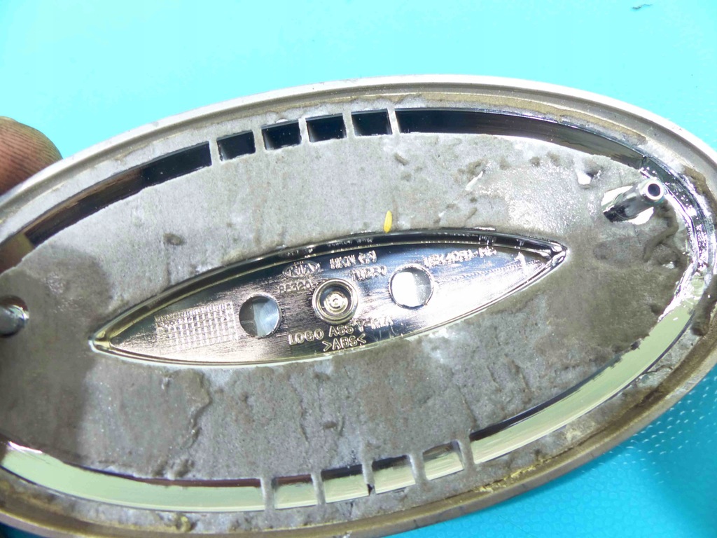 фото №4, Эмблема logo задняя kia stonic 17-20