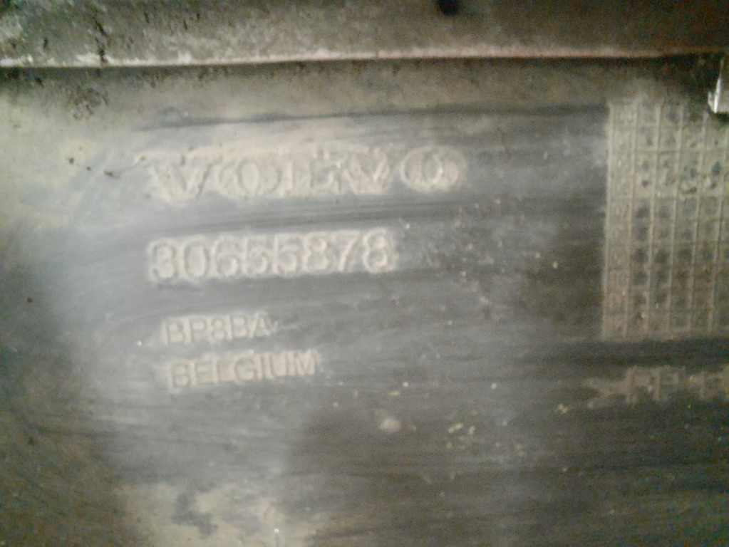 Volvo v50 i 1 03-11 kombi бампер перед передний 30655878 426-26 Киев