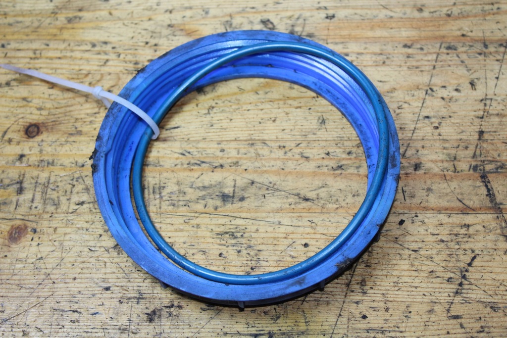 фото №6, Гайка бака топлива бака yaris ii auris e15 1.4 d4d