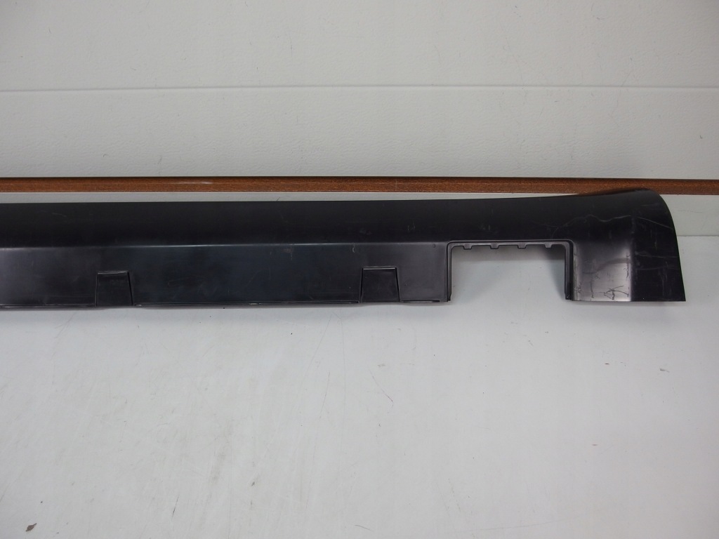 Купити Молдинг поріг права tesla s рестайлінг