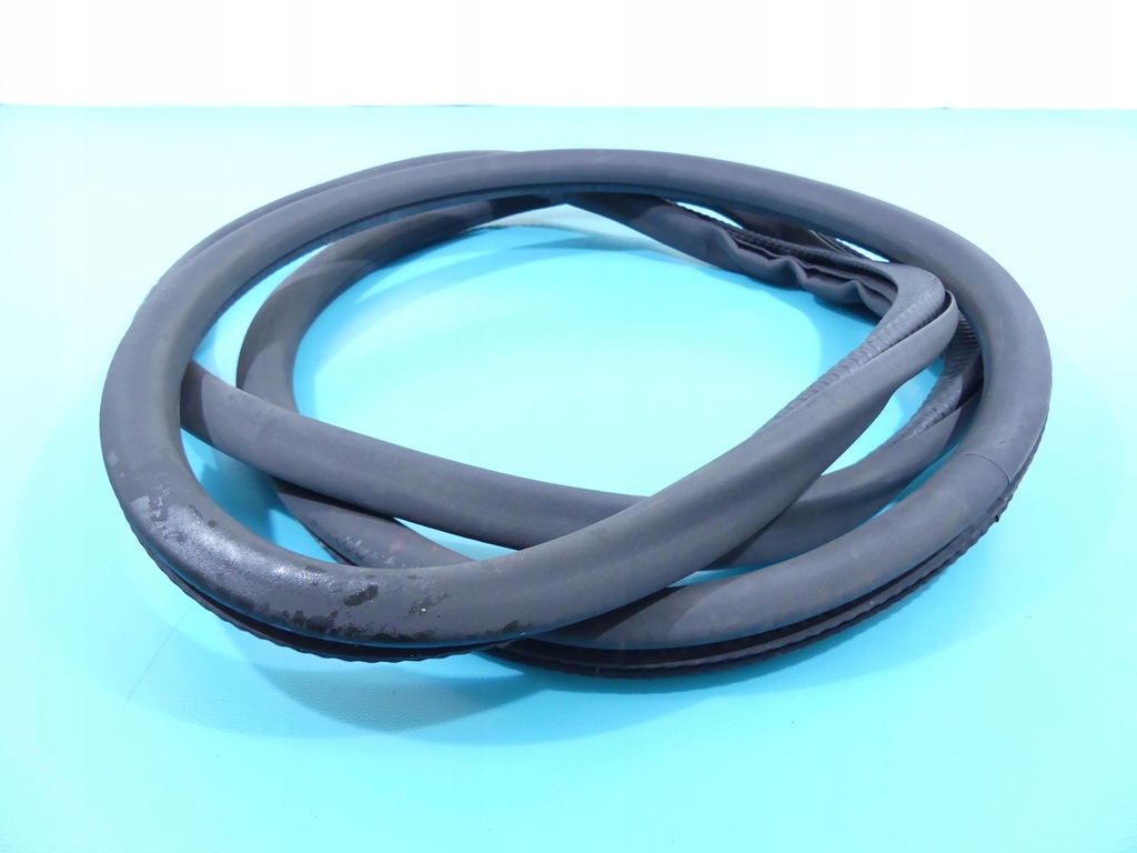 фото №1, Прокладка дверь задняя правых porsche panamera i 970