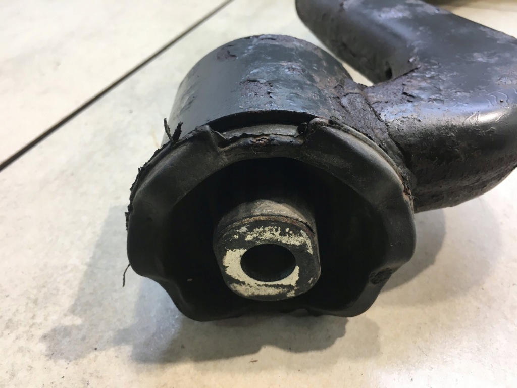 фото №8, Важіль лівий перед discovery iii 2.7 td v6