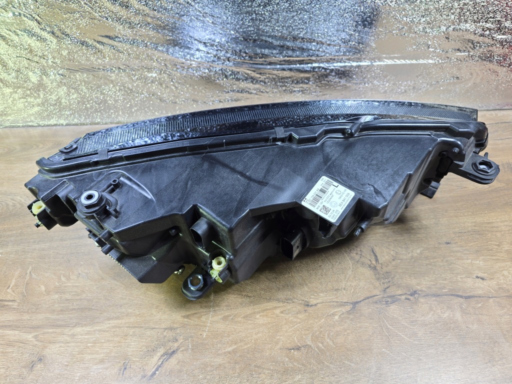 Skoda octavia iv рестайлинг  фара перед передняя левая led 5e4941009 в Украине