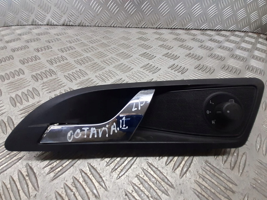 фото №1, Ручка ліва передня внутрішня skoda octavia ii 2.0 tdi 1z0837247