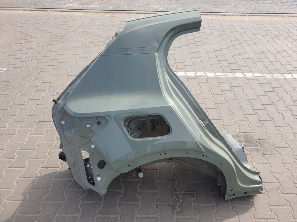 фото №1, Volvo xc40 чверть правий задня крила 733