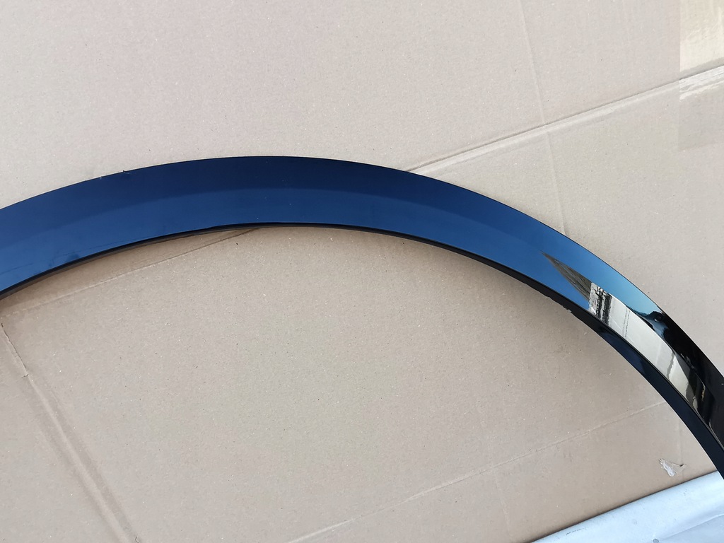 фото №6, Audi q8 sq8 s-line 4m8 молдинг na крыло передний правый b.ładna 4m8853026l